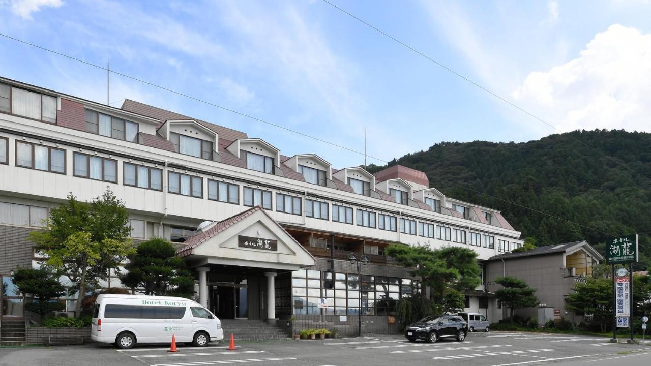Hotel Koryu Fujikawaguchiko Buitenkant foto